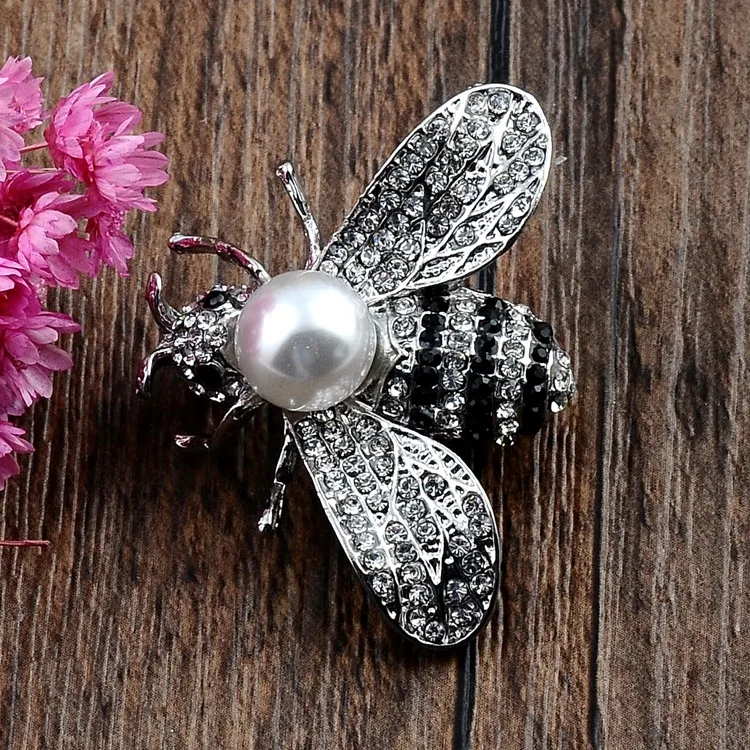 European American three-dimensional bee bright pearl brooch Small suit dual-use exquisite alloy pin One piece dropshipping