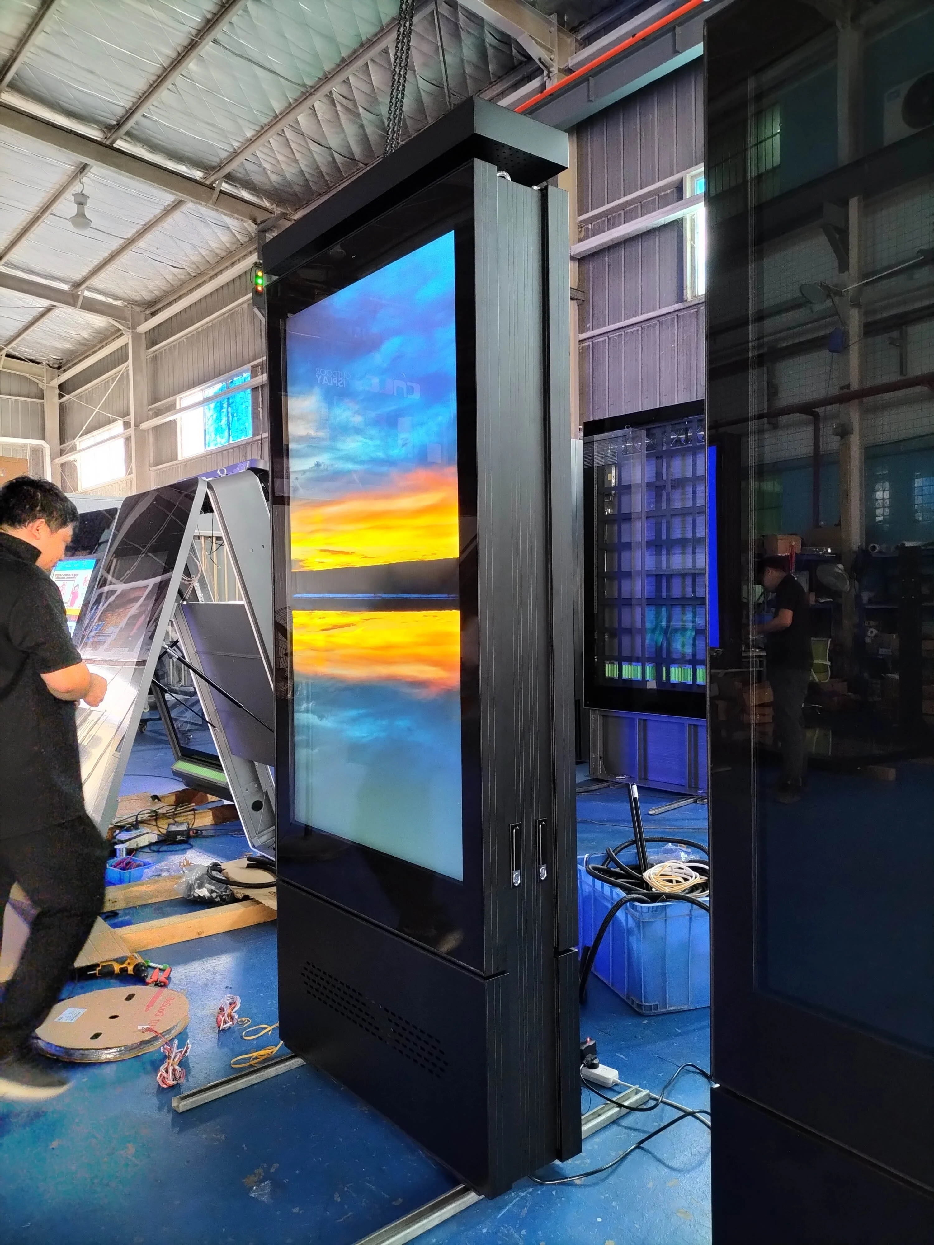 Новый стиль оптовая цена наружный 3d рекламный щит 75 65 55 дюймов