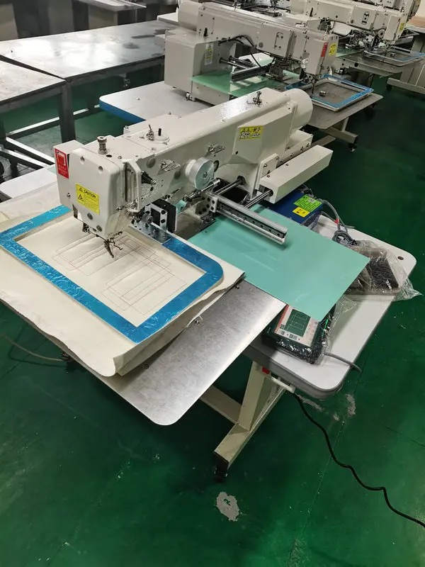 Computer Pattern Sewing Machine Footwear Luggage Bag Hat Sewing Leather Automatic Programmable Pattern Sewing Machine