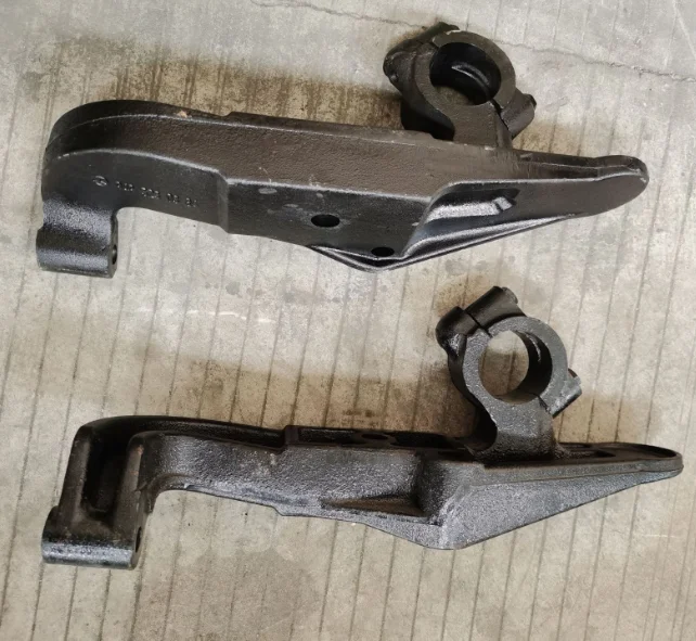 hot sale 4141 Steel Plate Shock Absorber Bracket For Mercedes-Benz Actros truck Second Axle Left / Right