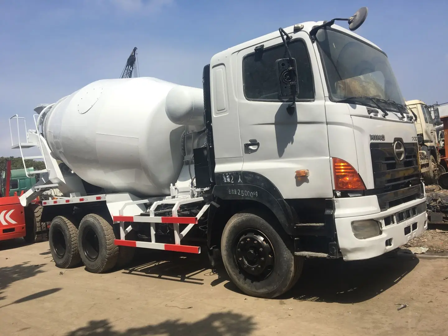 hino 700 8cbm 10cbm concrete mixer on sale