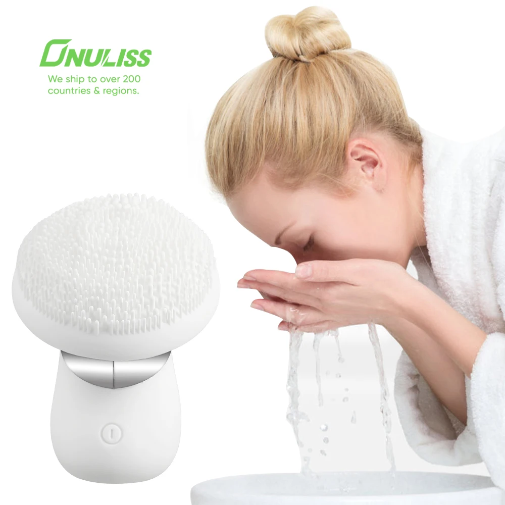 Аккумуляторная щетка для чистки лица Водонепроницаемый глубокое очищение пор мини-очиститель для лица