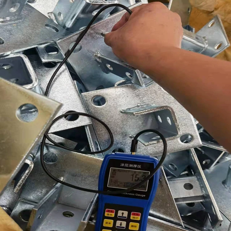 APO CE сертификат горячеоцинкованная сталь фитинги для каналов Unistrut аксессуары оцинкованная стальная квадратная Базовая