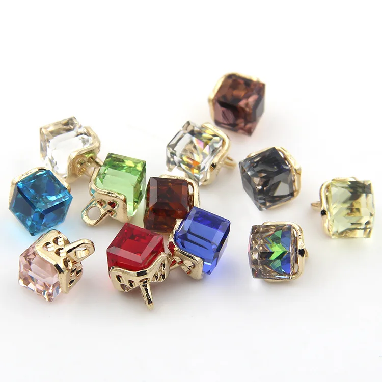 Factory spot transparent clothes crystal button glass decorative button shirt cardigan sweater button