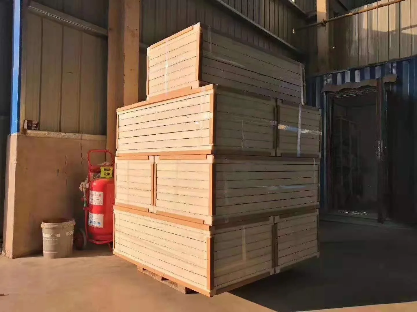 Wall Insulation Aluminum Foil Phenolic Panel PF Foam Board manufacturer