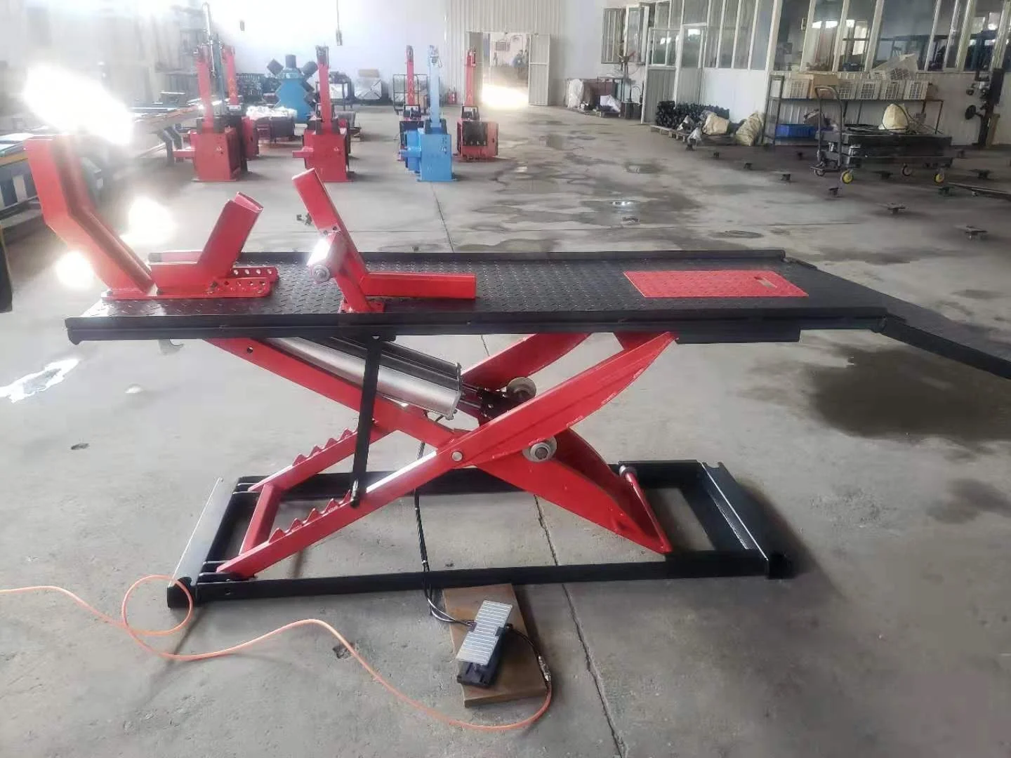 500kg/1100lbs motorcycle lift hydraulic lift
