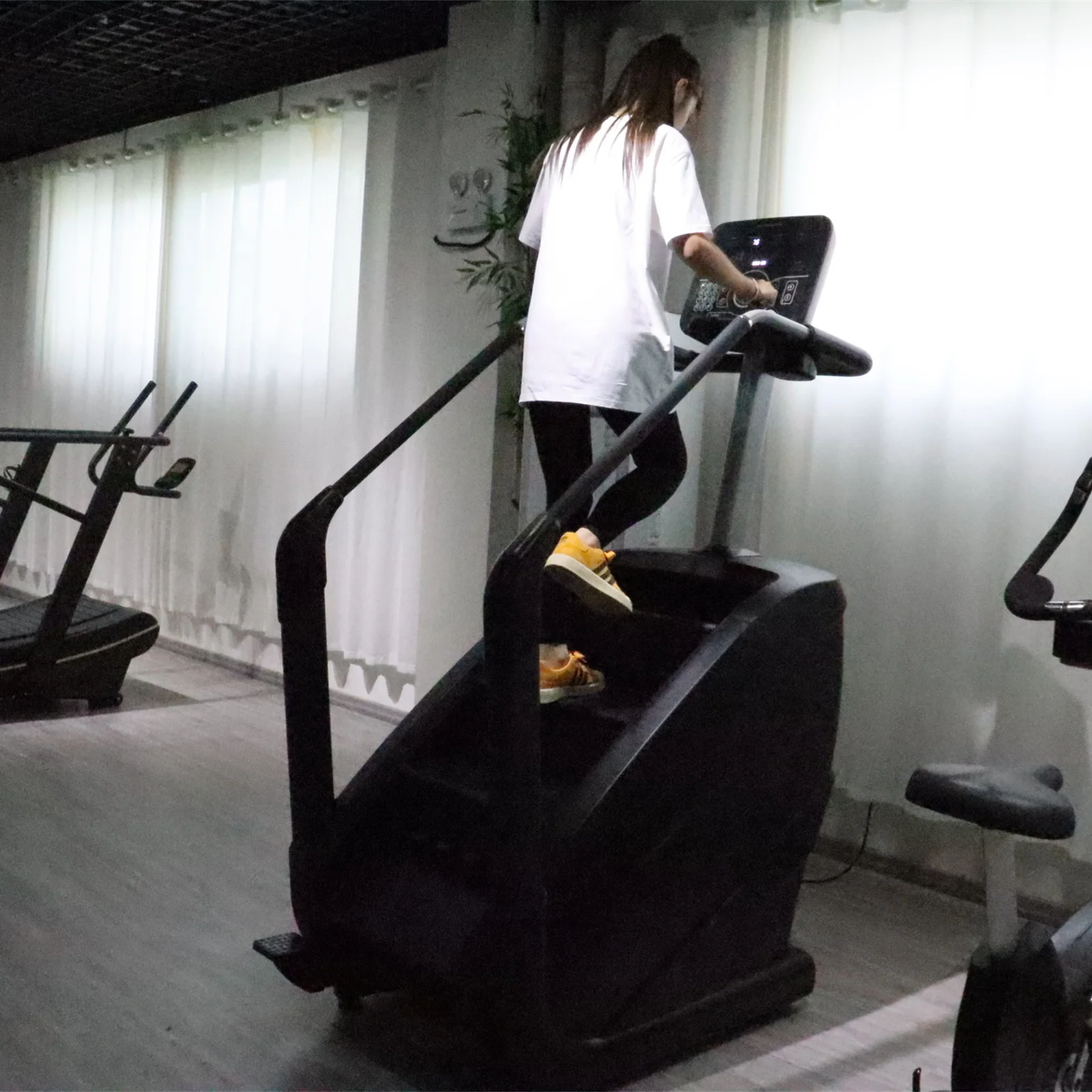 Cool Build Gym Fitness Equipment Hot Sales Climbing Series Stair Climber Machine