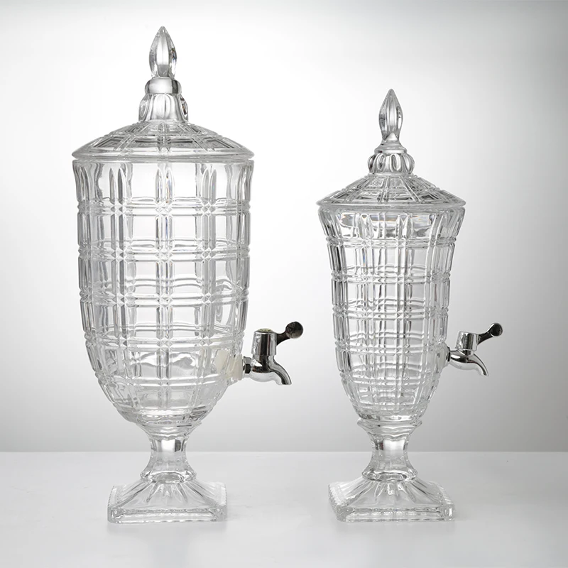 
Wholesale Customized Multiple styles available Restaurant 4.5L Glass Beverage DispenserJar With Tap 