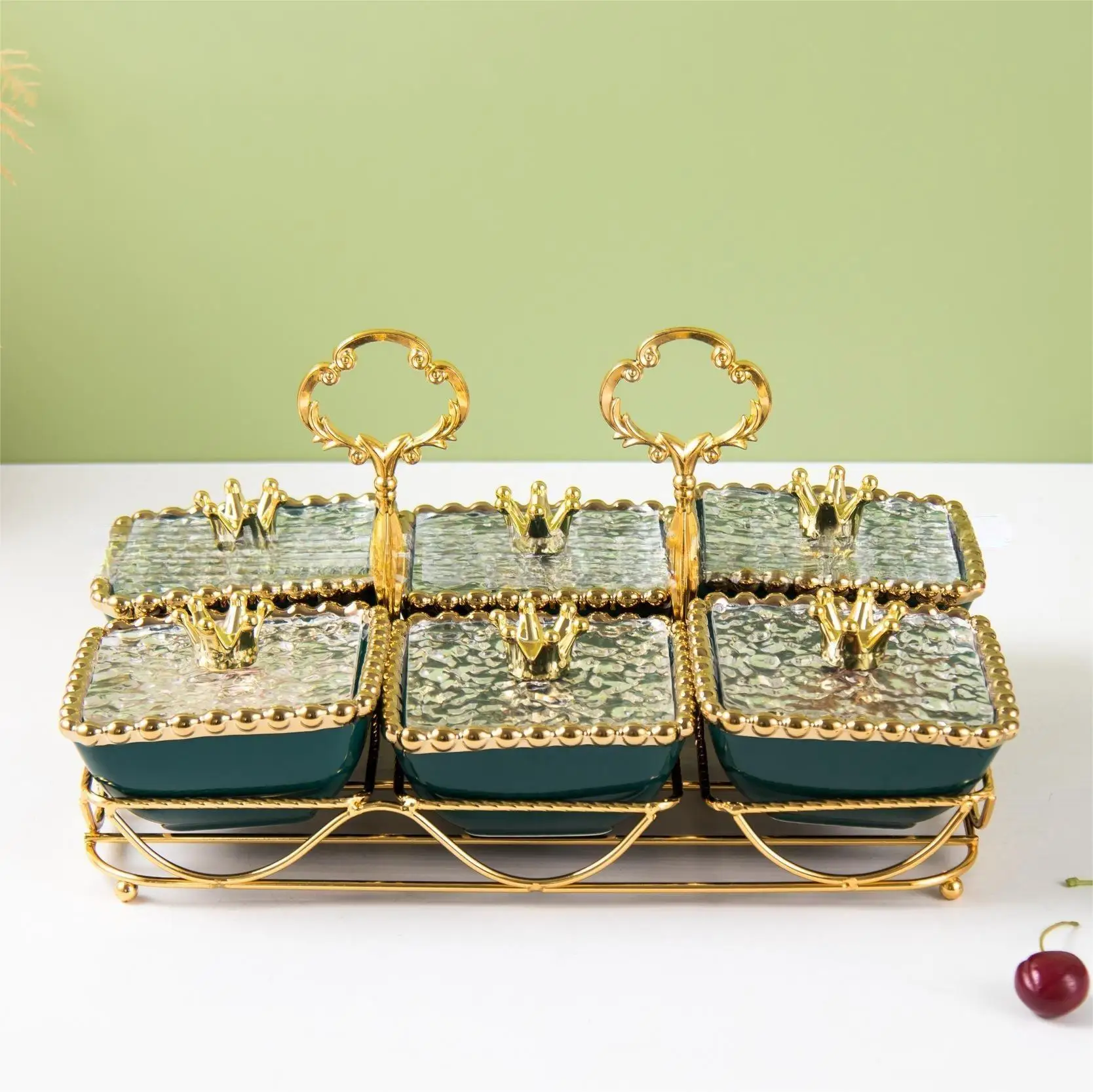 Luxury Design Nuts Food Storage With Ceramic Bowls Golden Metal Dry Fruit Tray