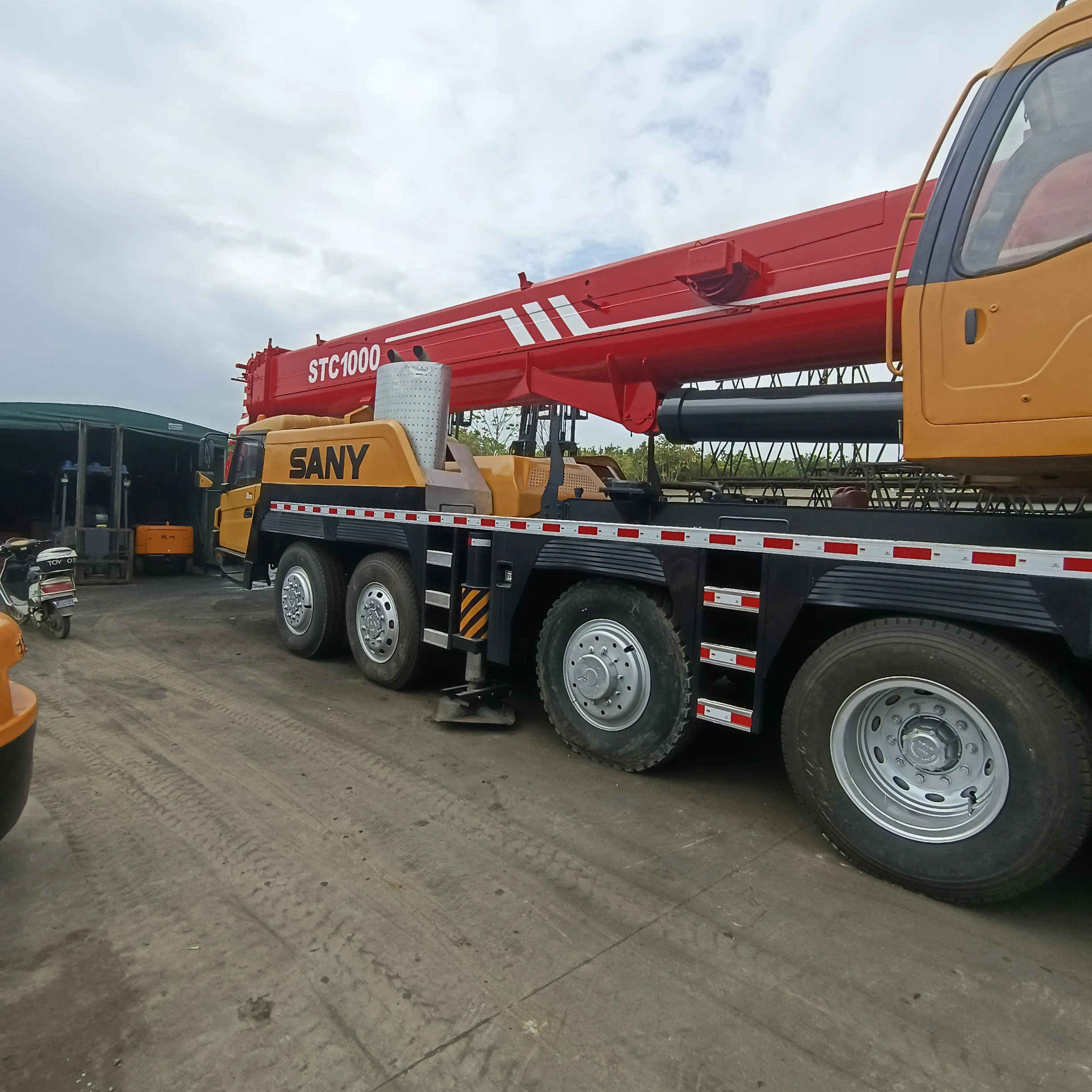 used truck crane sany stc1000 100 ton mobile crane hydraulic boom arm 4x4 truck mounted crane