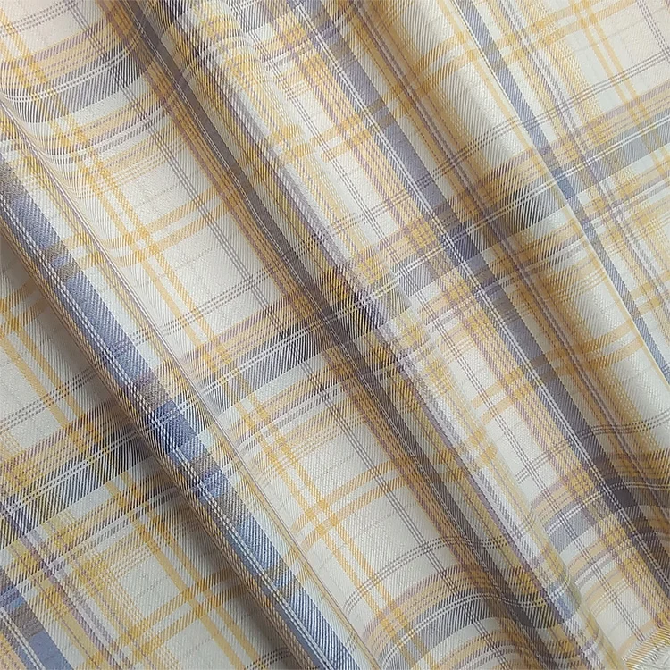 Spot cheap Christmas clothing fabrics Advantage 100% polyester yarn dyed plaid prom apparel fabric