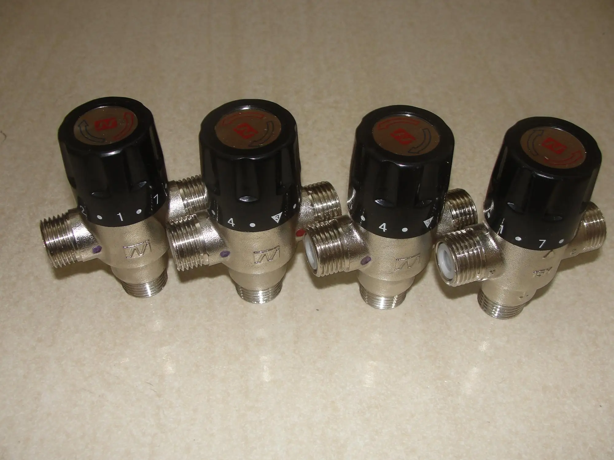 THERMOSTATIC MIXING VALVE WITH CHECK VALVE Solar Water Heater Parts