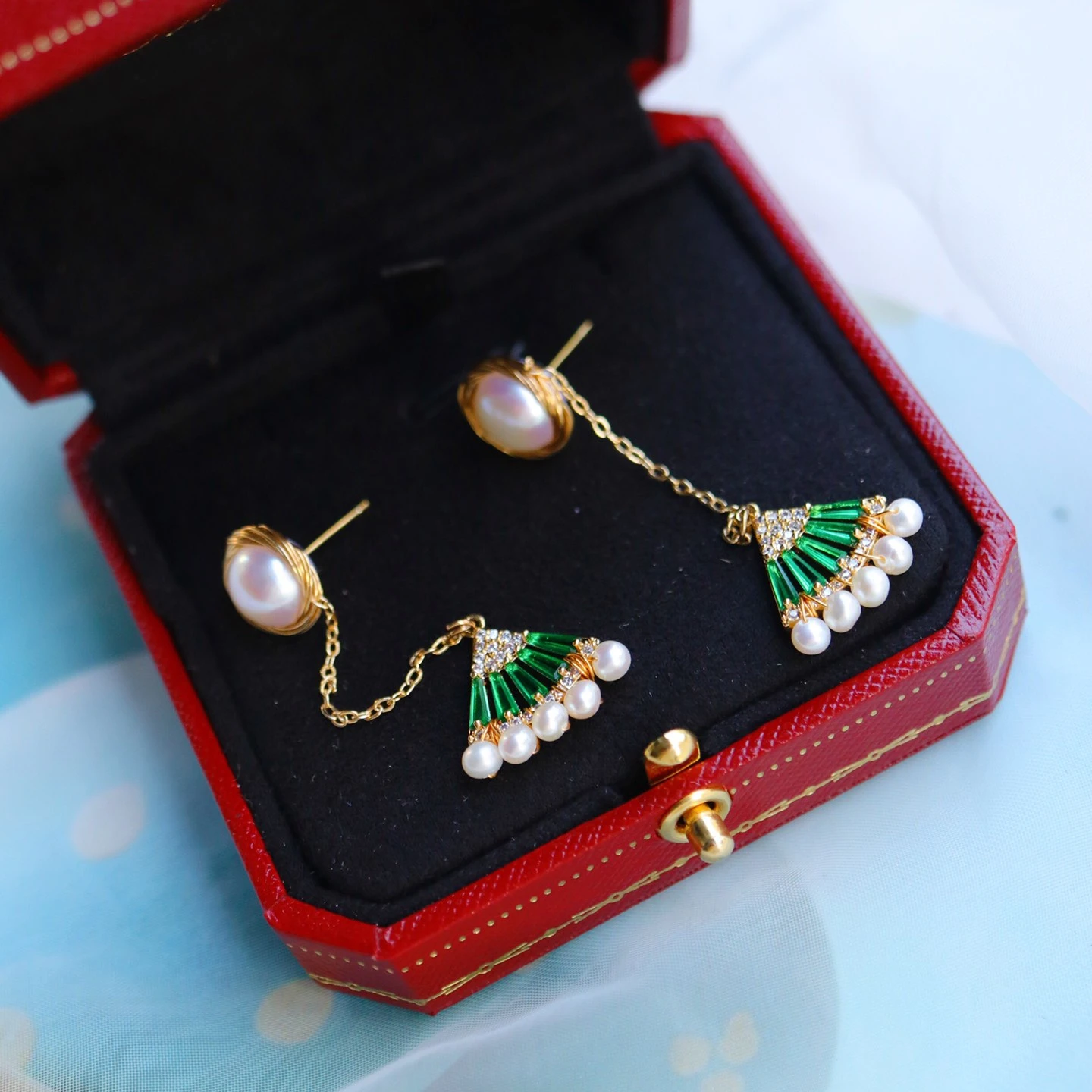 Beautiful real gold fanned out shape long drop earring