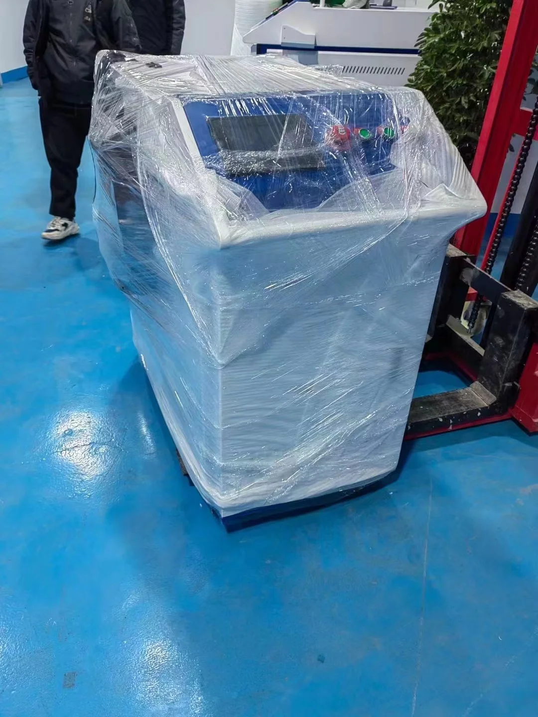 ZPG China Manufacturer Hand Held Laser Welder / Handheld Laser Welding Machine System