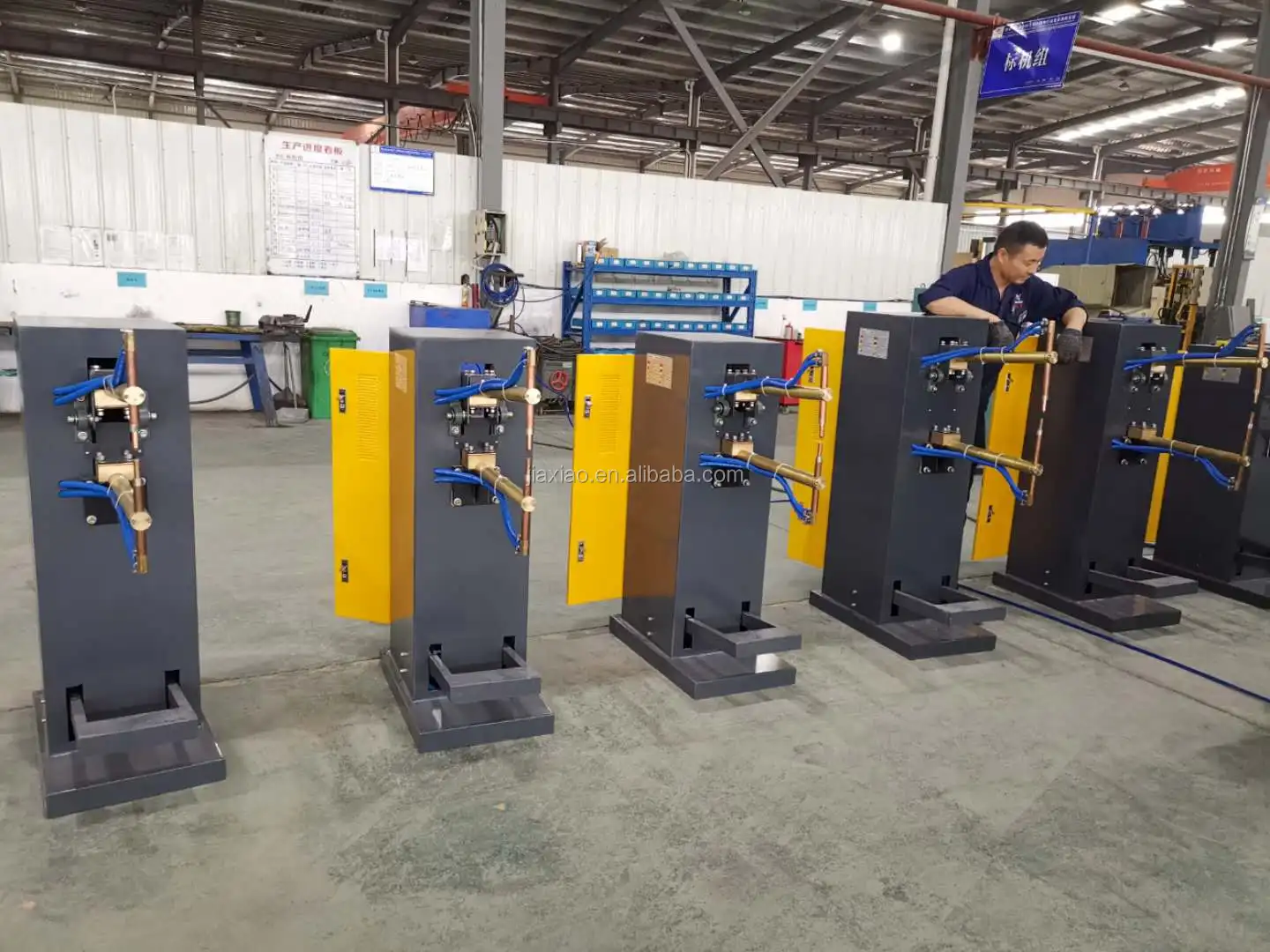 Конденсаторная машина для точечной сварки