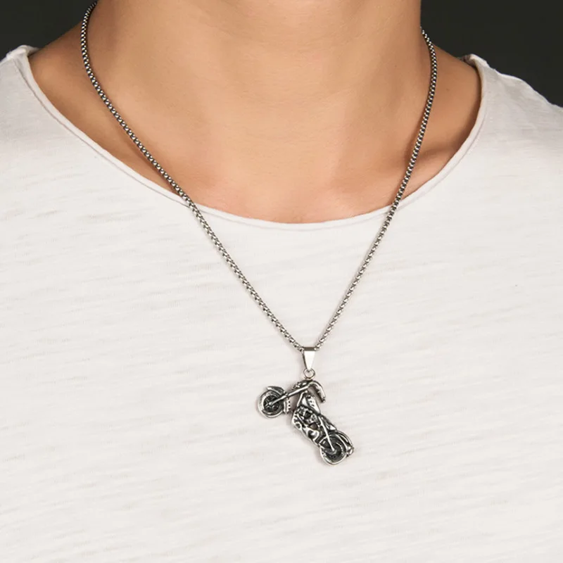 Men Vintage Gothic Ghost Rider Necklace  Alloy Motorcycle Motor Bike Pendant Necklace Rock Jewelry