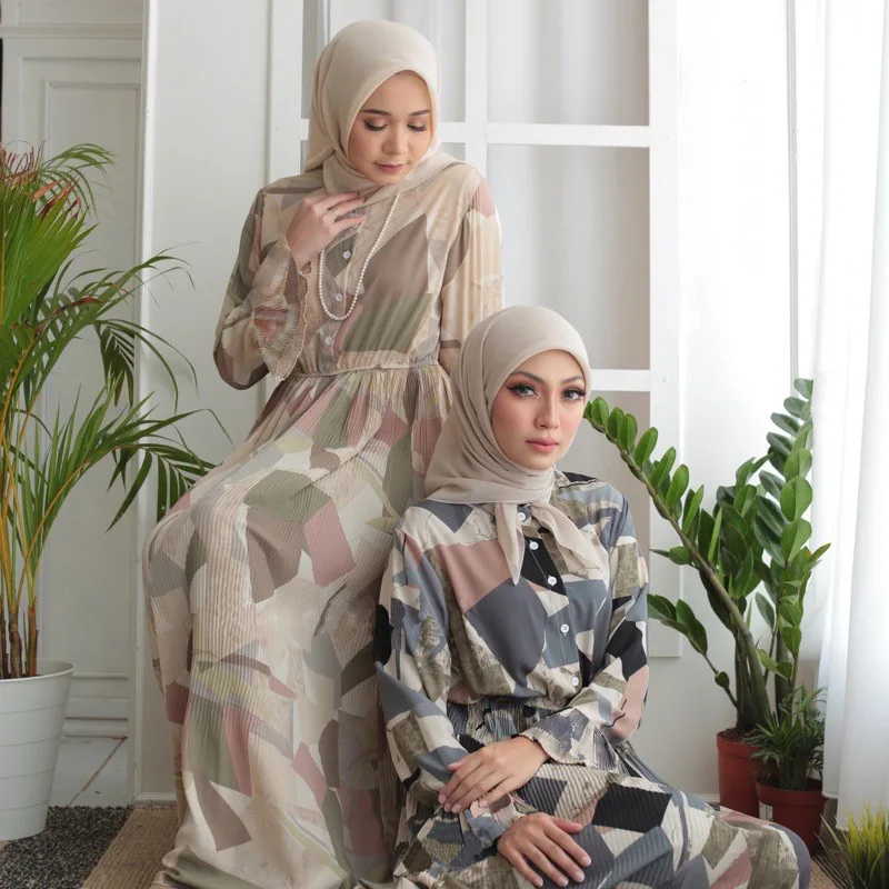 2022Wholesale Best Sale Multicolor Pleated Muslim Dress Casual Muslim Dresses Product