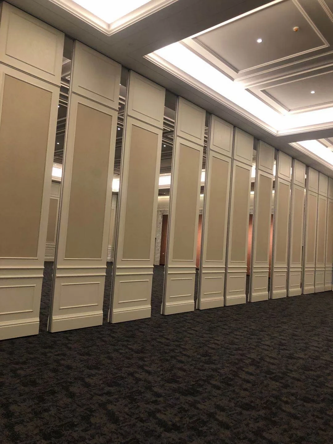 Chinese wooden design style sliding vertical folding walls