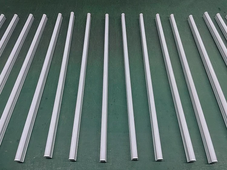 High Quality 1Foot 2FT 3FT 4FT Linkable Integrated T5 Aluminum IP20 Commercial Linear T5 LED Tube Light