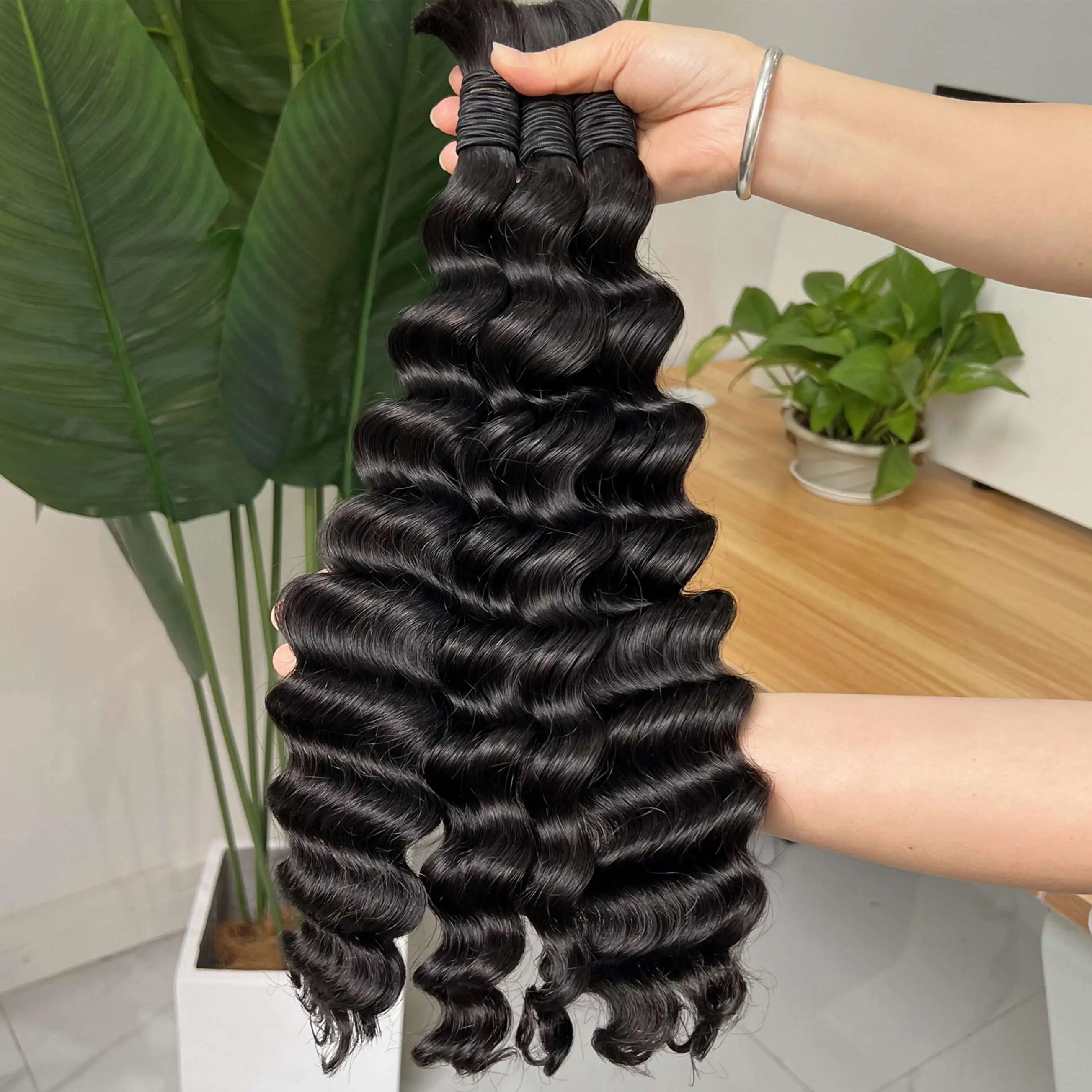 Wholesale 100% natural color unwefted hair extensions no weft bulk deep wave human hair for braiding
