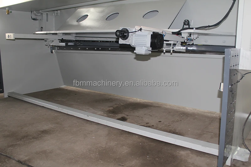 Good quality  hydraulic guillotine shearing machine qc11y-8x3200 for stainless steel,guillotine shears 4mm SS