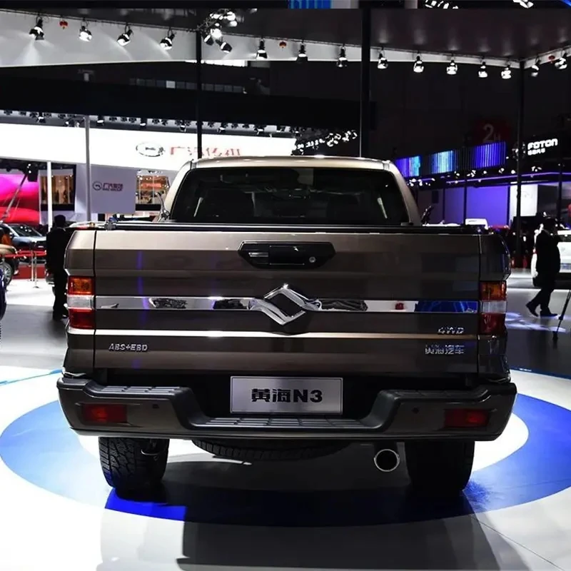 Chinese HHNER new hot selling diesel pickup 4x2/4x4 minivan for sale