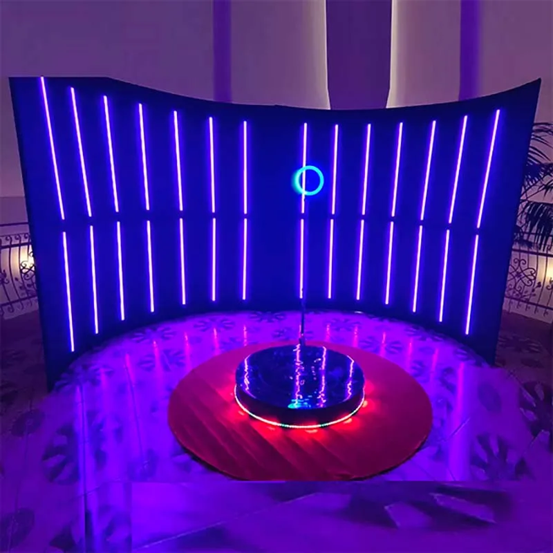 2024 Новый дизайн 360 фотобудка со светодиодными огнями селфи видео Бесплатные аксессуары самая популярная машина