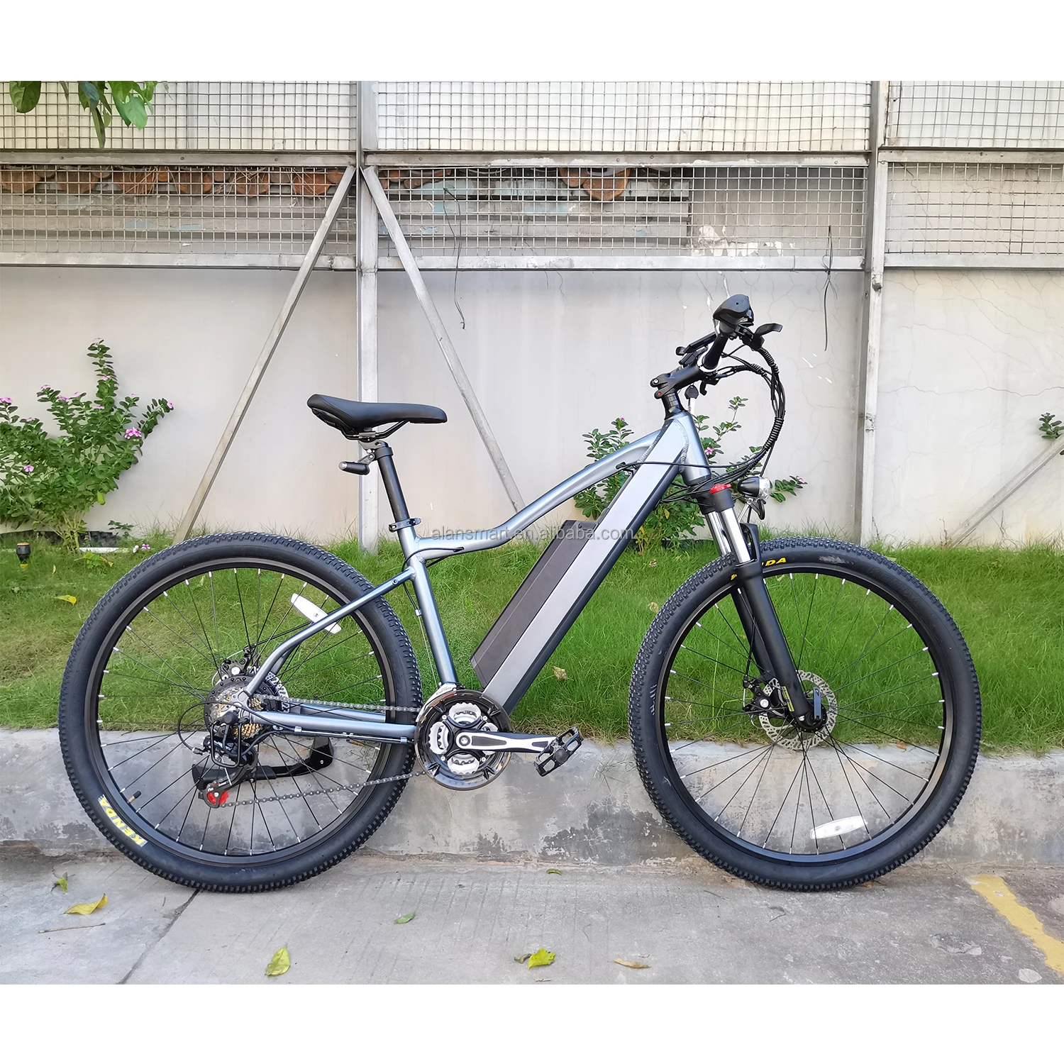 Новая дешевая 7 скорости Электрический горный велосипед алюминиевая рама быстрая скорость, фара для электровелосипеда в городской Электрический БИК