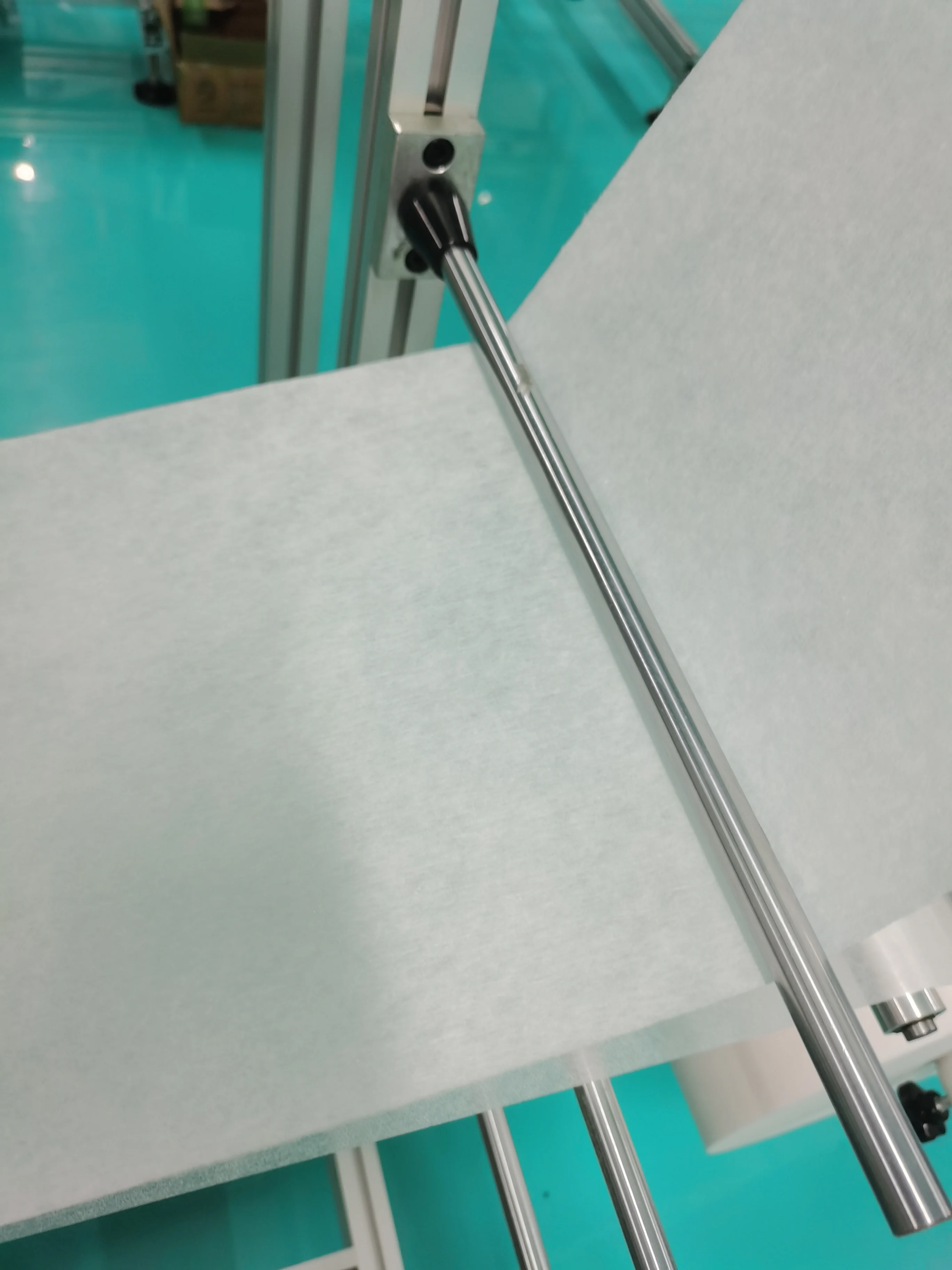 KN95 melt blown nonwoven fabric filter for sale /0.1micron pp melt-blown nonwoven cloth for mask use/ PFE meltblown