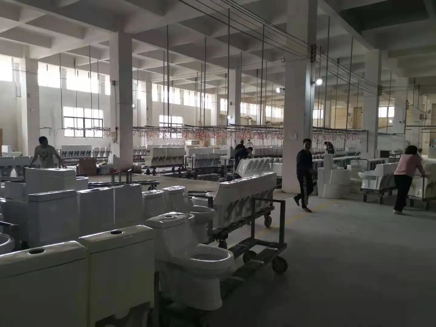 High Quality Public WC Public One Piece toilet Sensor Wall hung Urinal