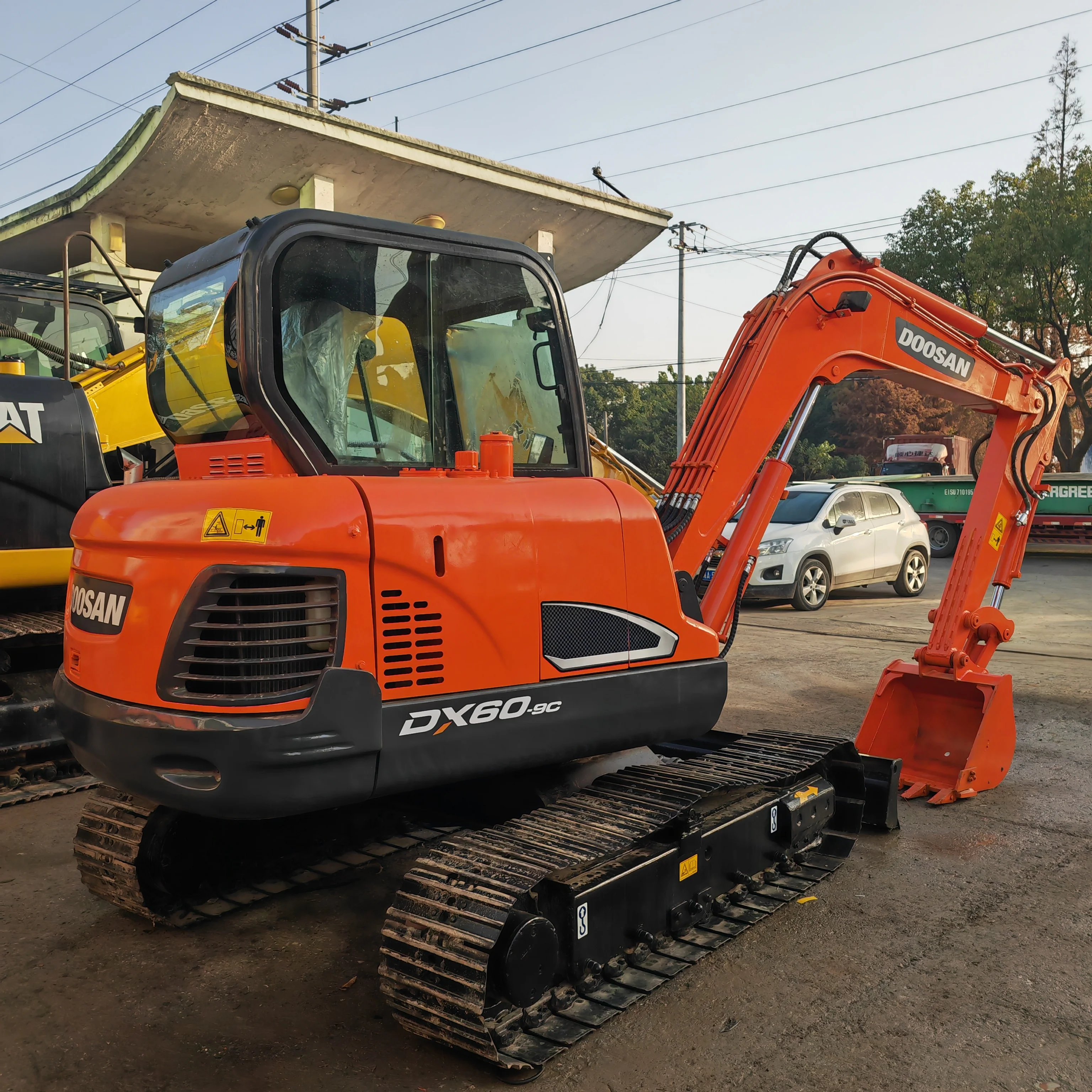 Used Doosan DX60 Mini Excavator at cheap price Used Doosan DX60 mini Excavators are the best seller for sale