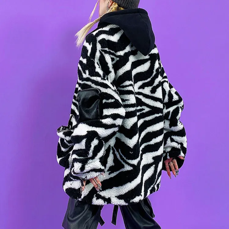 Top Fashion Hip Hop Winter Loose Lamb Hair Warm Zebra Print With PU Wrist Bag Street Couple Thick Coat Women Jackets and Coats