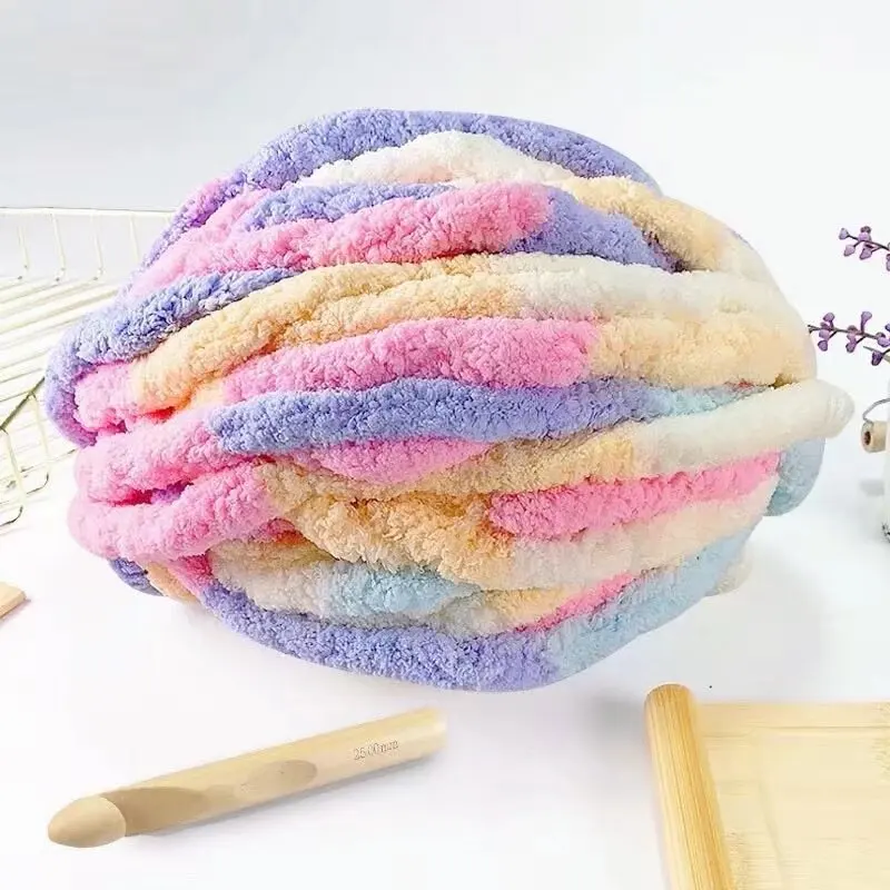 Wholesale Plush Blanket Color Fancy Yarn Polyester Acrylic Blend Fluffy Hand Braided Thick Bulky Needle