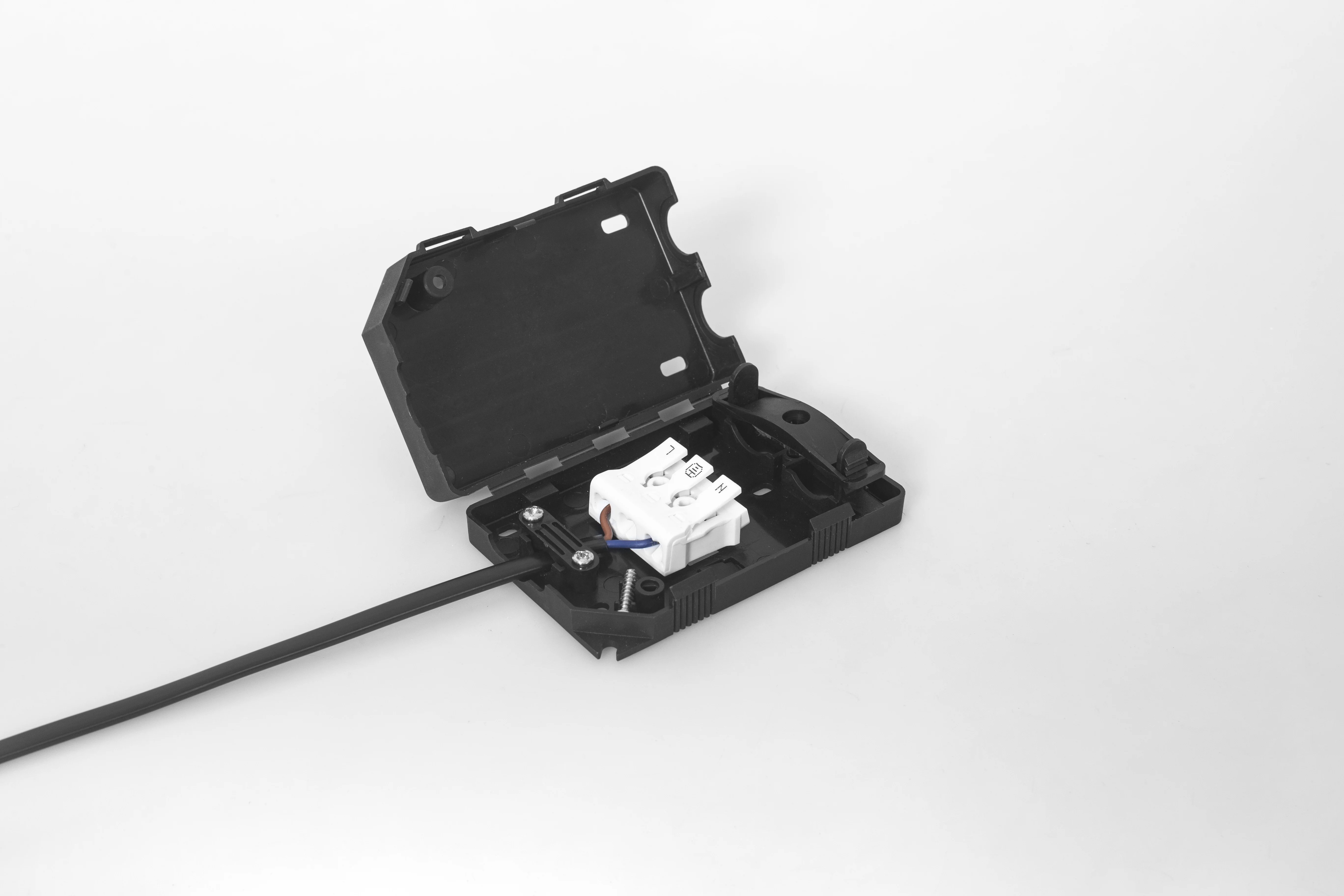 Fire Self-distinguishing PP 3 Way 5 Way Terminal Box easy maintain