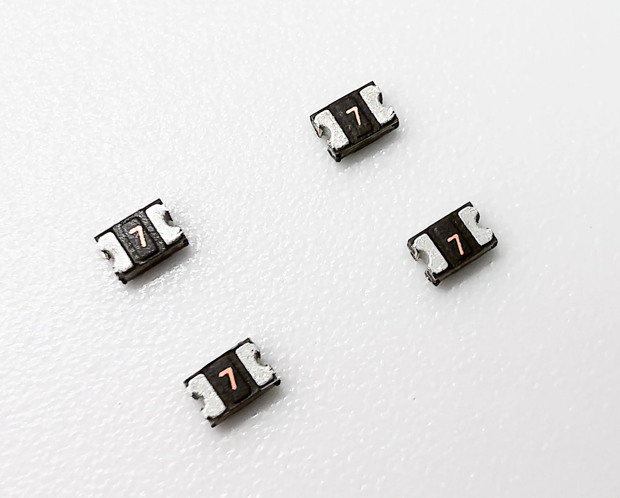 Hight Quality Automatic Reset Smd0805R010Sf Miniature Smd Pptc Fuse