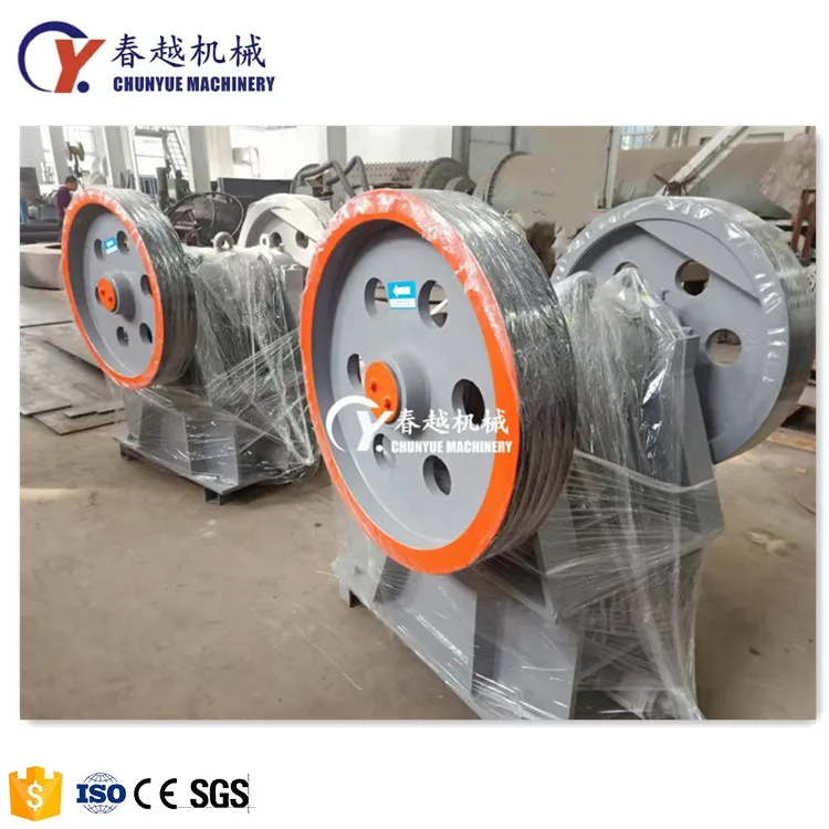 Low price small diesel engine mobile mini crusher