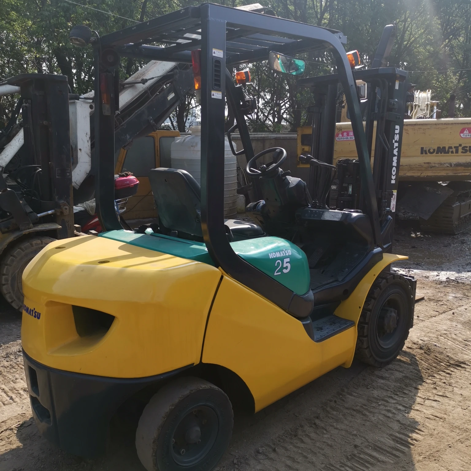 Вилочный погрузчик дизельный Komatsu 2 5 т сделано в Японии высокое качество отличная производительность низкая цена бесплатная доставка для Саудовской Аравии