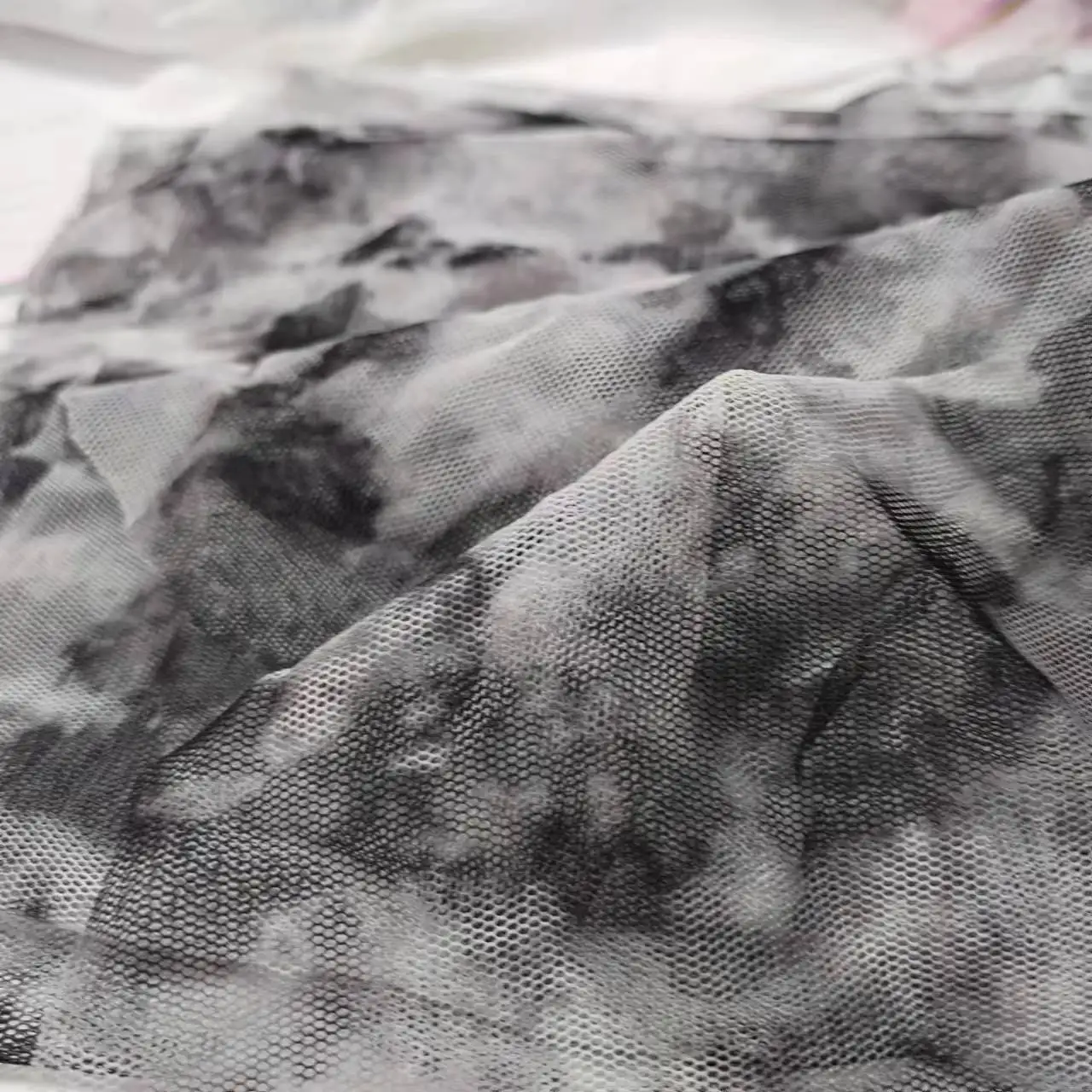 Custom wholesale high quality 100% polyester woven Ink digital print mesh stretch fabric for clothing wome