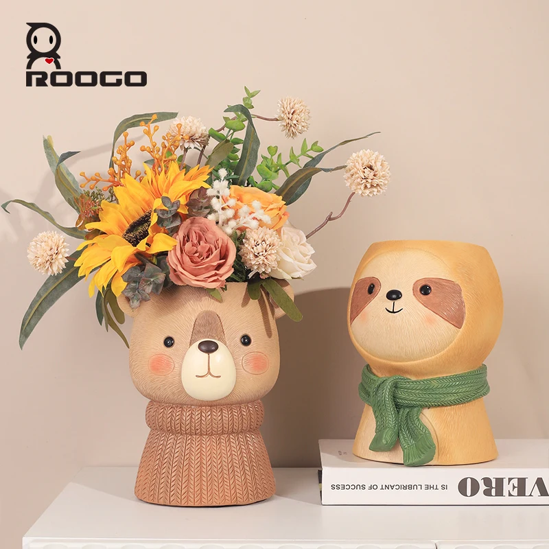 Roogo Sleek Euro-Style Cartoon Lion Animal Shape Resin Planter Pot for Modern Gardens