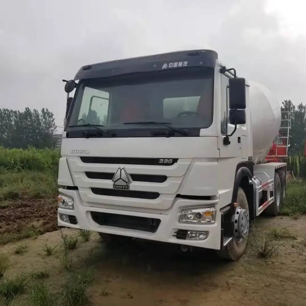 Refurbished 6*4 drive Howo mixer truck for 10 cubic meter
