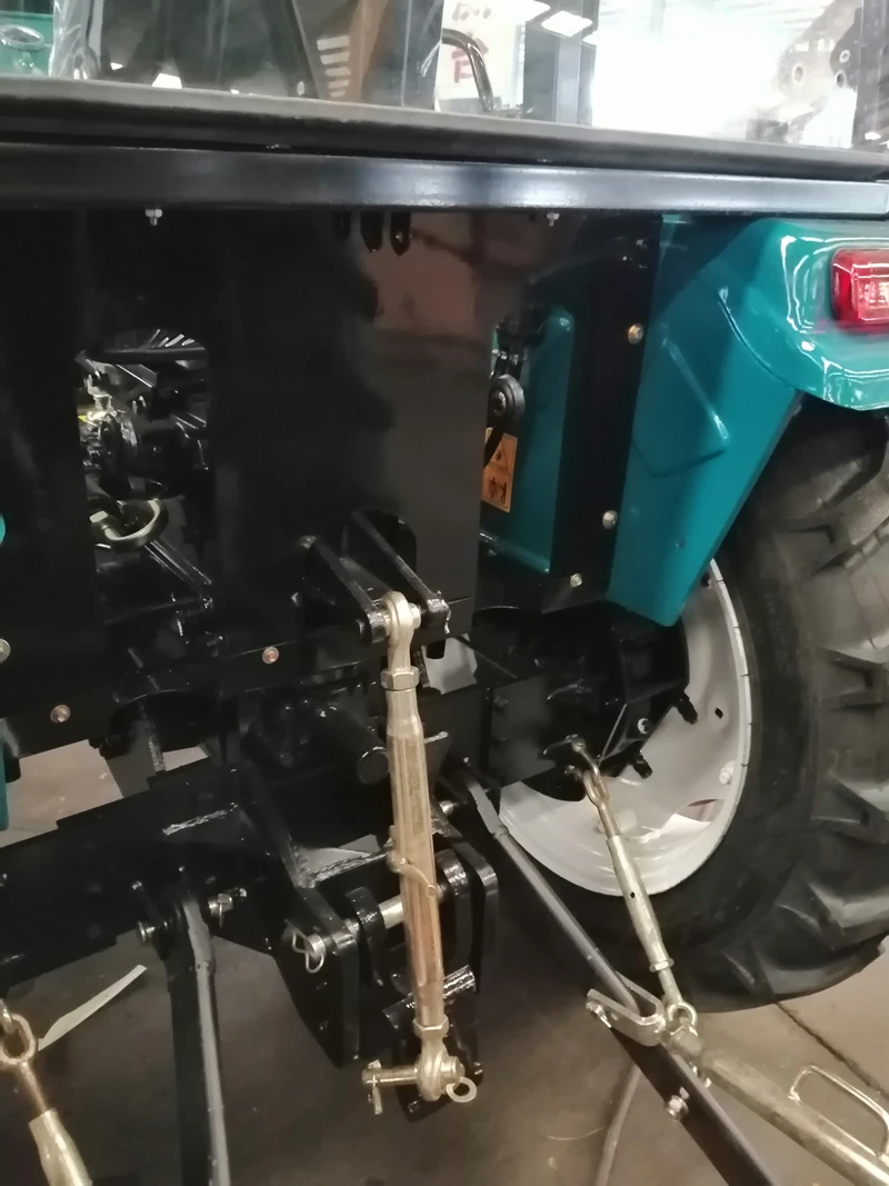 Taishan traktor 30hp 40hp 4wd 2wd small farm tractor for sale