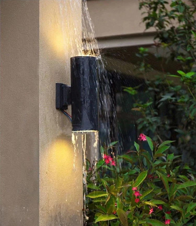 High Quality Landscape IP65 LED Wall Light Outside Waterproof Wall Bracket Lights Up And Down Outdoor Sconce Lighting Wall Lamp