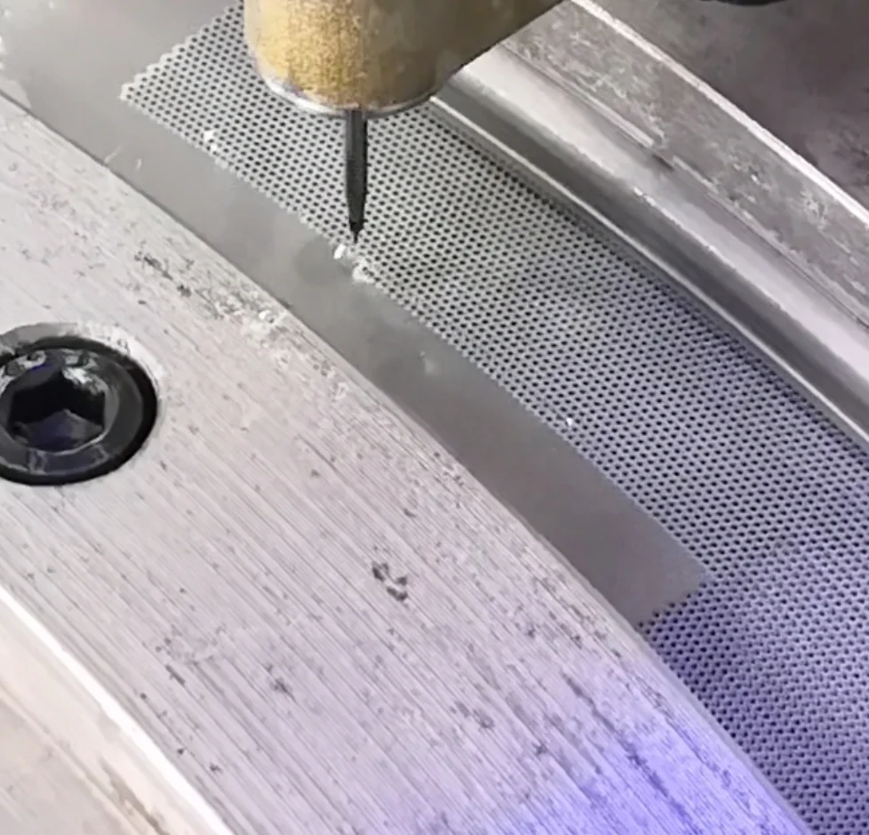 
Spinneret for dry wet spinning 