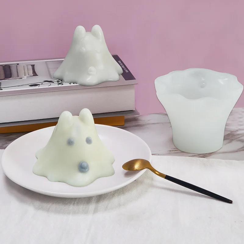 Adorable Animal Cartoon Ice Cube Makers Silicone Candy Jelly Ice Cream Chocolate Food Grade Silicone Soft Popsicle Mold