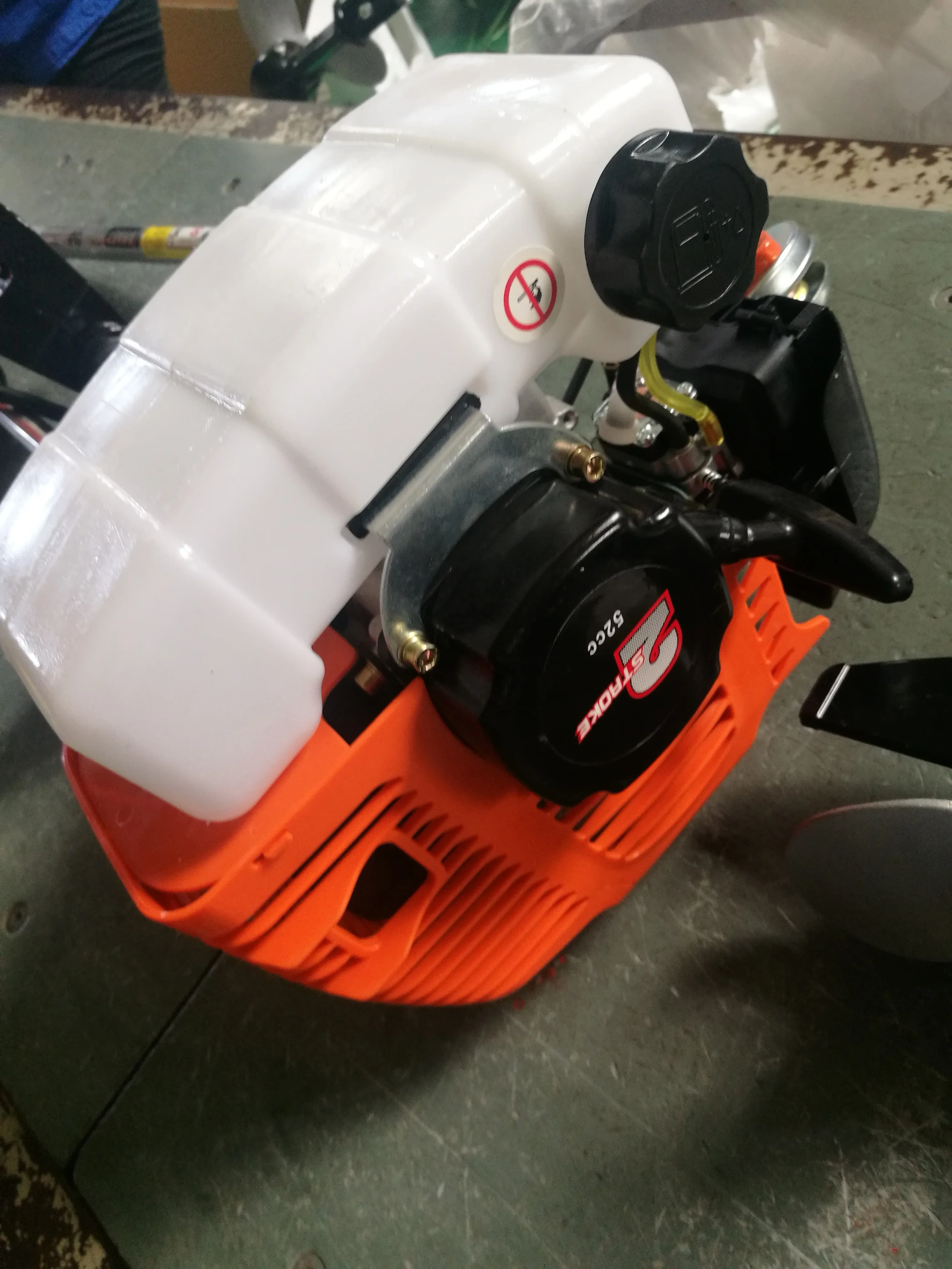 
New 52cc 2 Stroke Gas Outboard Motor 2.5 HP 