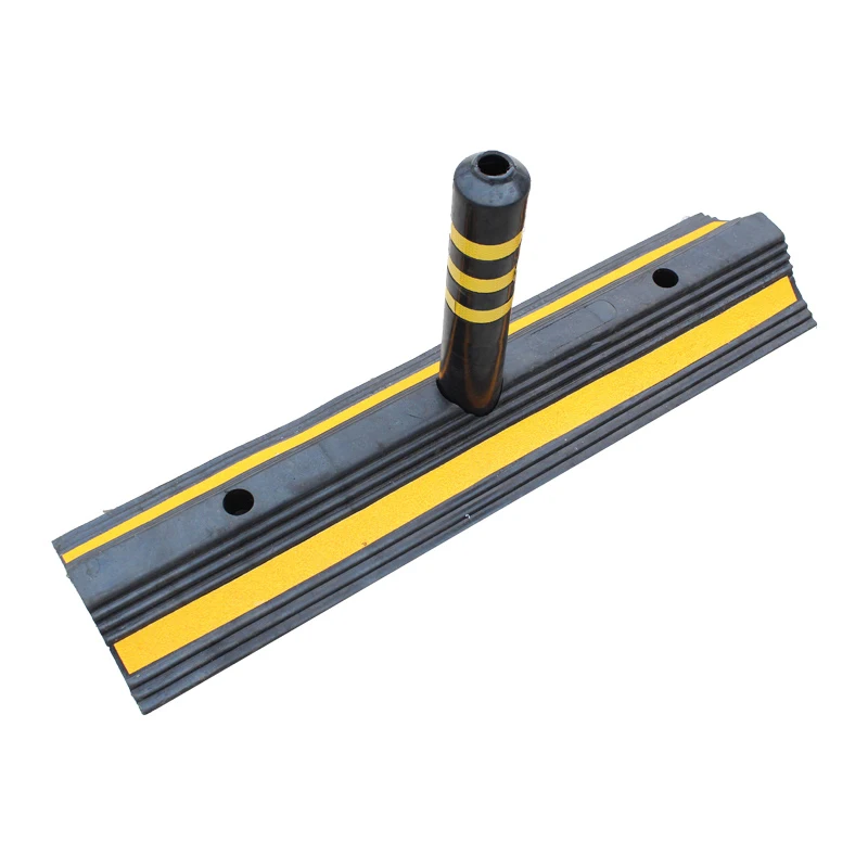  Excellent quality professional plastic lane divider for road