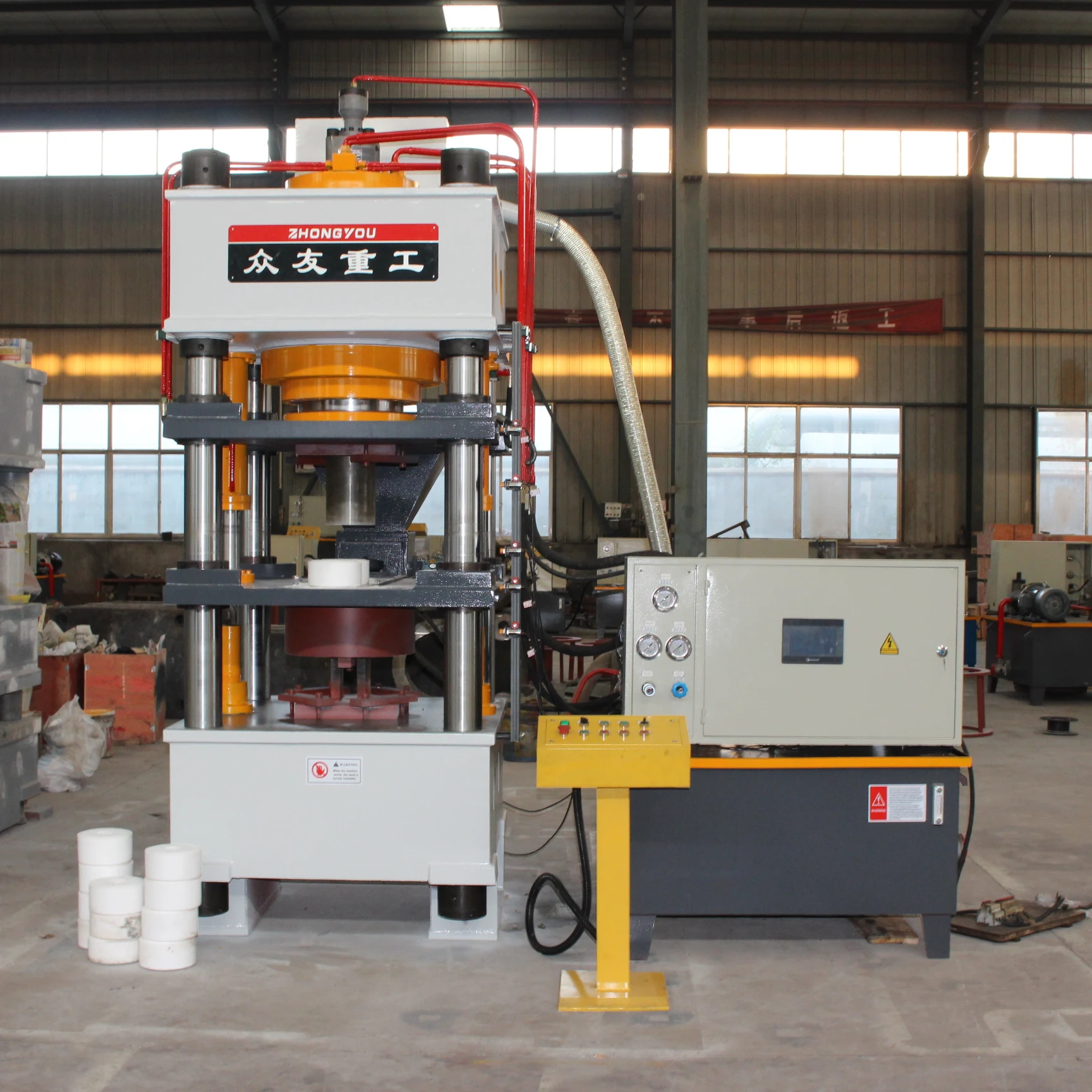 Animal Feed Mineral Lick Salt Block Hydraulic Press Machine For Cow Sheep