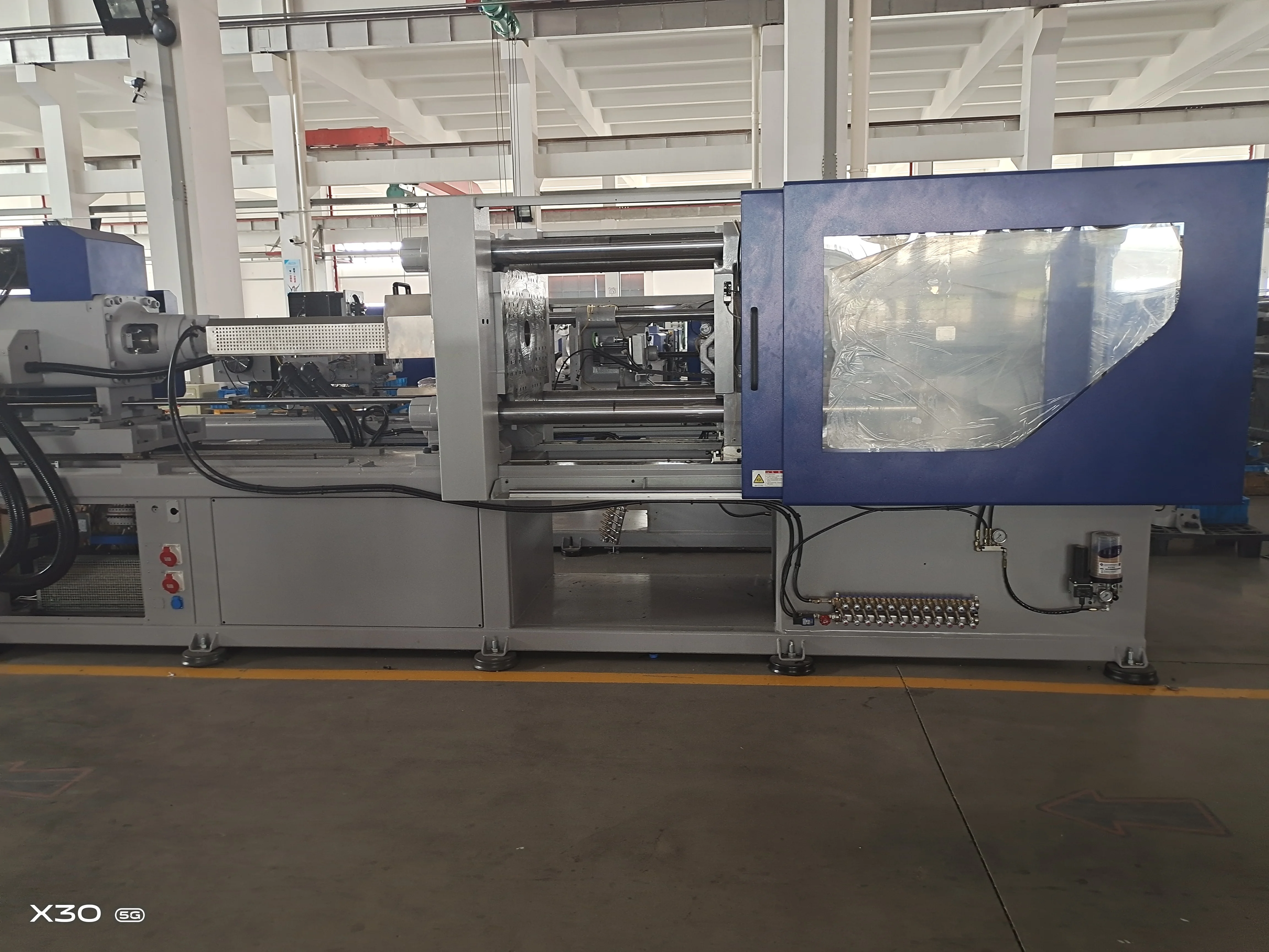 Manufacturing Disposable Assembly Making Plastic Medical Syringe Injection Molding Machine