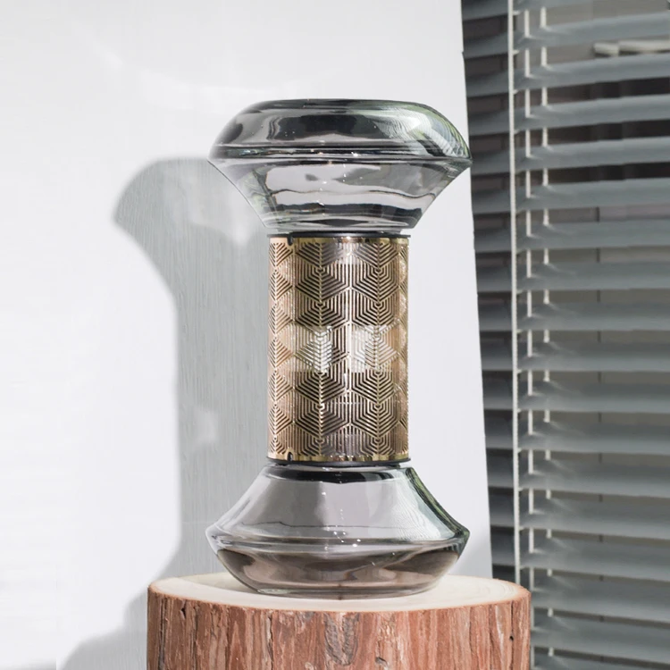 Modern Luxury Home Decoration Hourglass Shape Natural Fragrance Oil Aroma Reed Diffuser for Home Aromatherapy