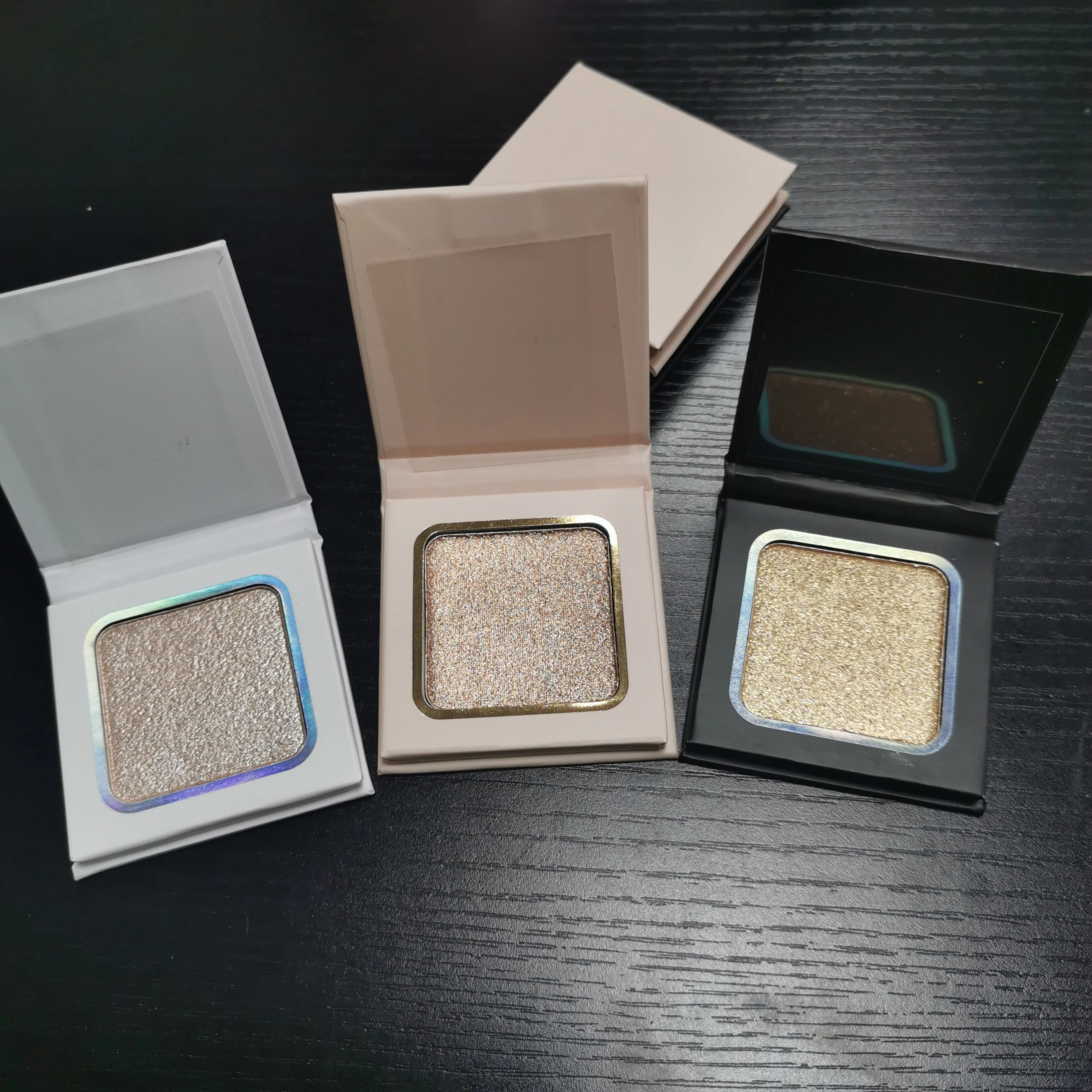 
Face Highlighter Makeup Glitter Bronzer and Highlighter Cosmetic Private Label Shimmer Highlighter palette 